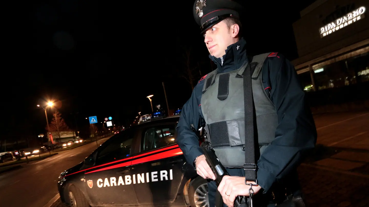 Calci E Pugni A Un Cliente Per I Debiti, Pusher Arrestato