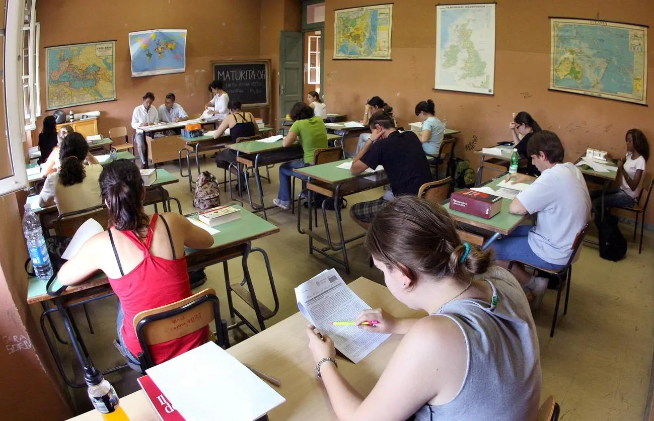 Scuola Bologna, Iscrizioni Alle Superiori: Boom Al Sabin E Al Righi