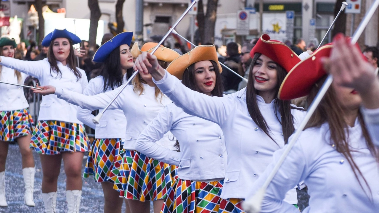 Carnevale, lo show raddoppia. Festa anche a Civitanova Alta