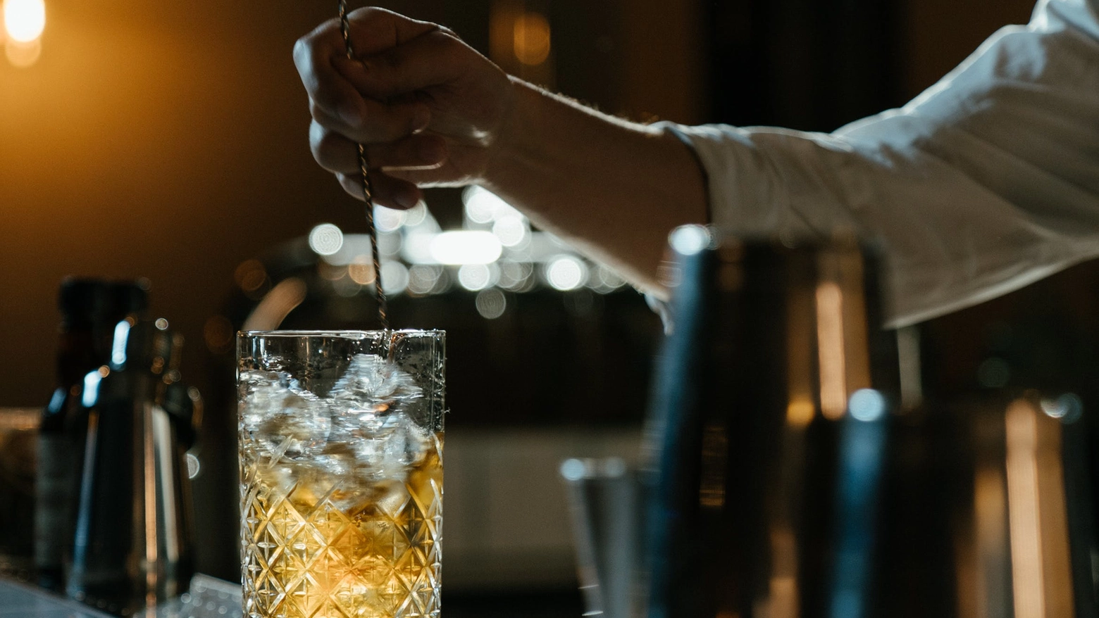 Il cocktail bar Aguardiente fa parte dei 24 locali italiani selezionati dalla piattaforma che suggerisce i migliori bar, ristoranti e hotel del mondo