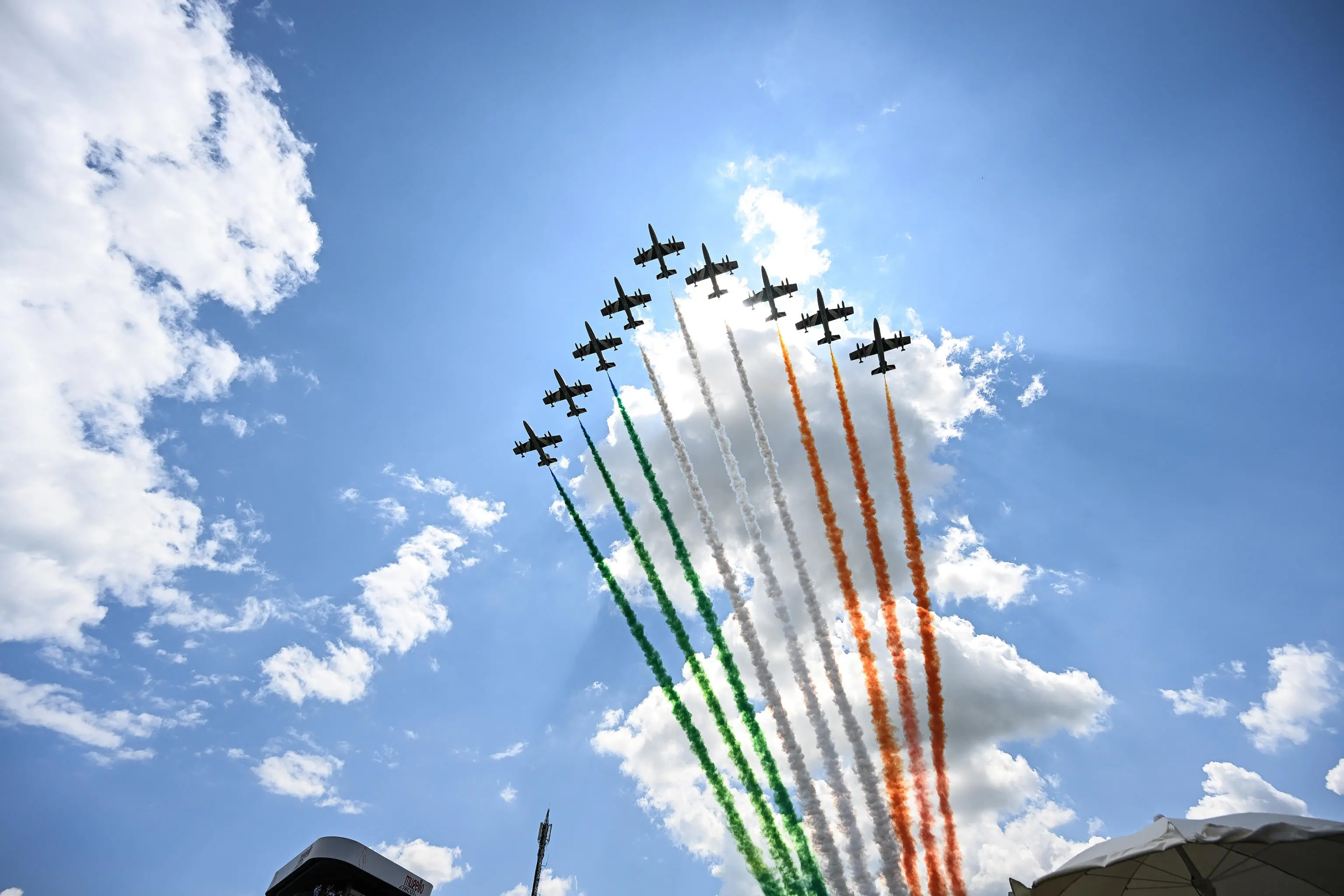 Frecce Tricolori: iniziano da Bologna i sorvoli per il Centenario  dell'Aeronautica Militare