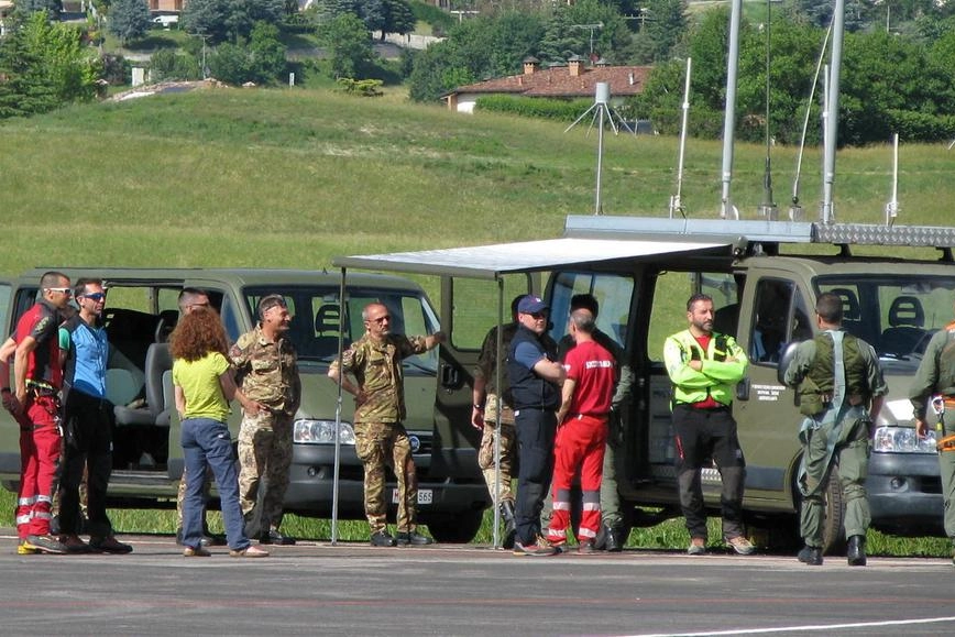 Elicottero disperso, le ricerche di Pievepelago