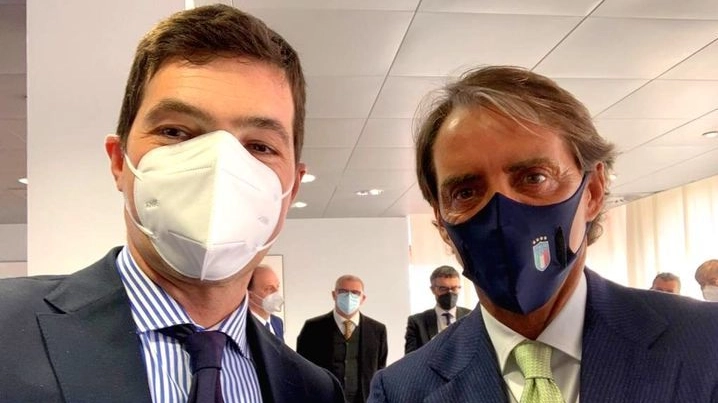 Il presidente della Regione con Roberto Mancini, testimonial vincente delle Marche