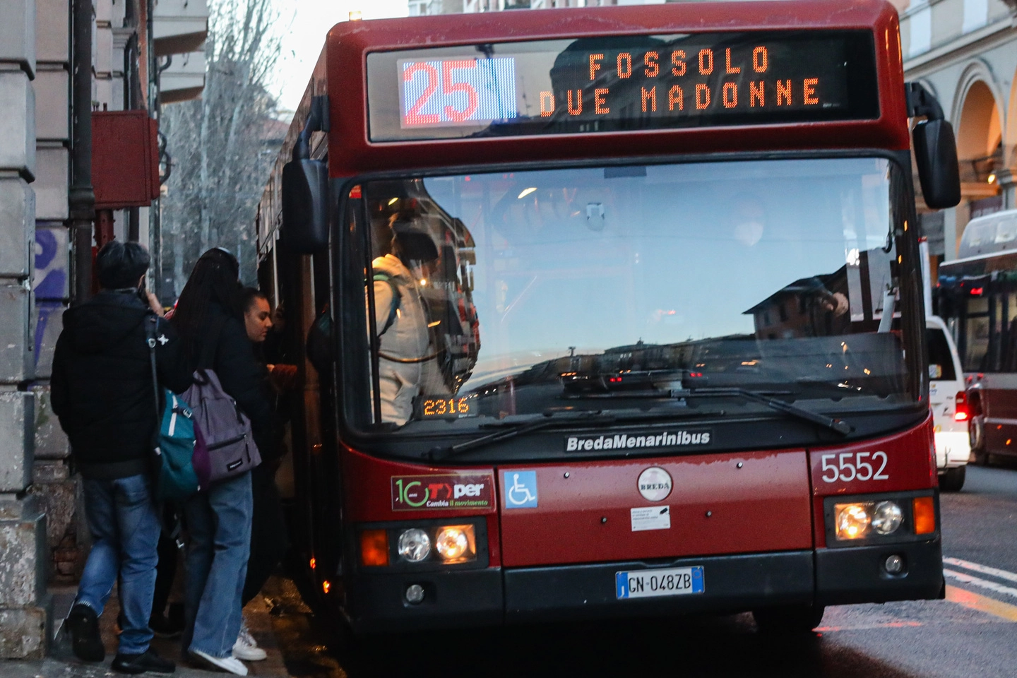 Bologna Città 30 e ritardi, il nostro test con il bus 25