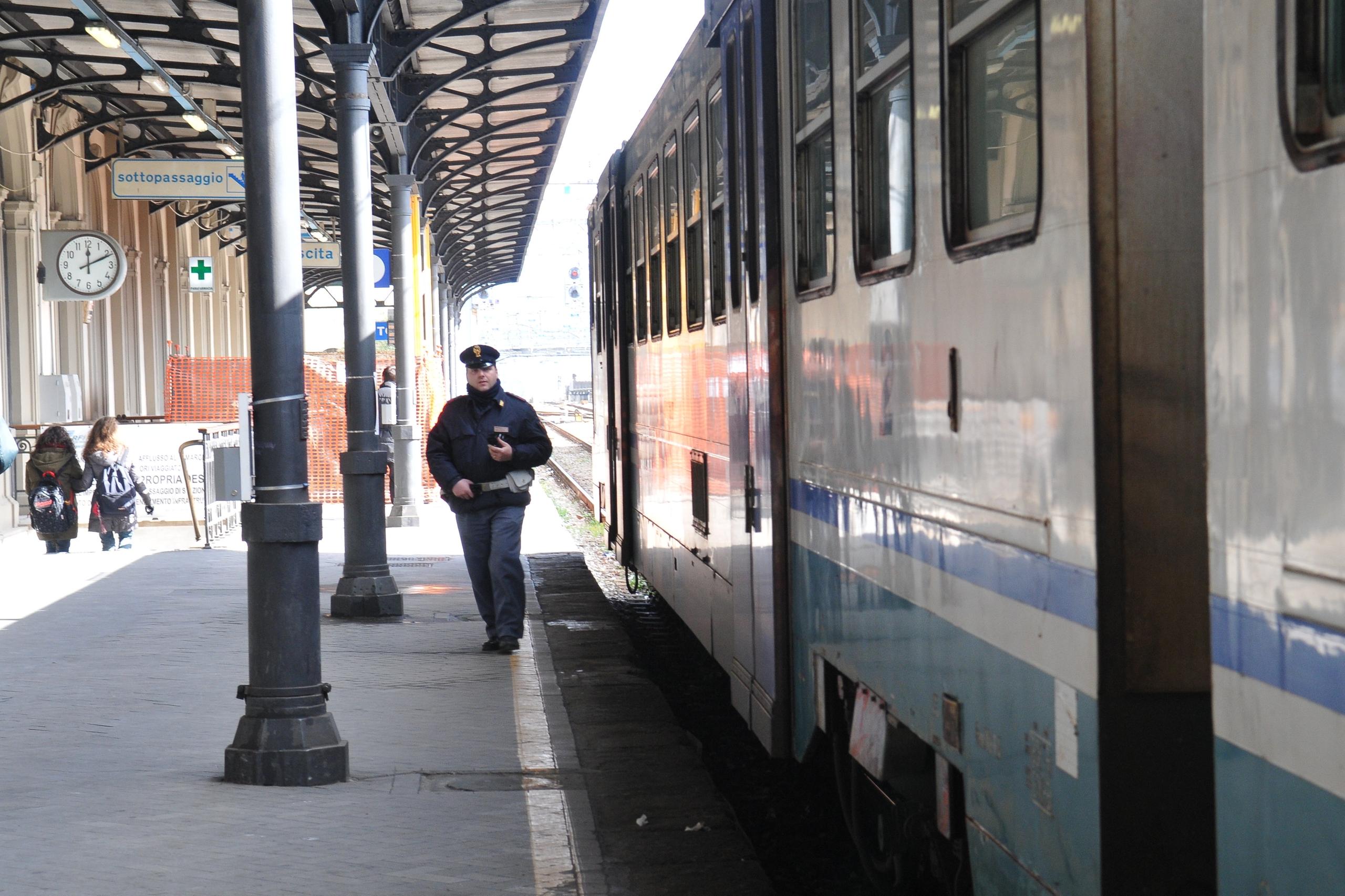 In Fuga A Anni Da Rimini E Napoli Ritrovata Dalla Polizia Ferroviaria