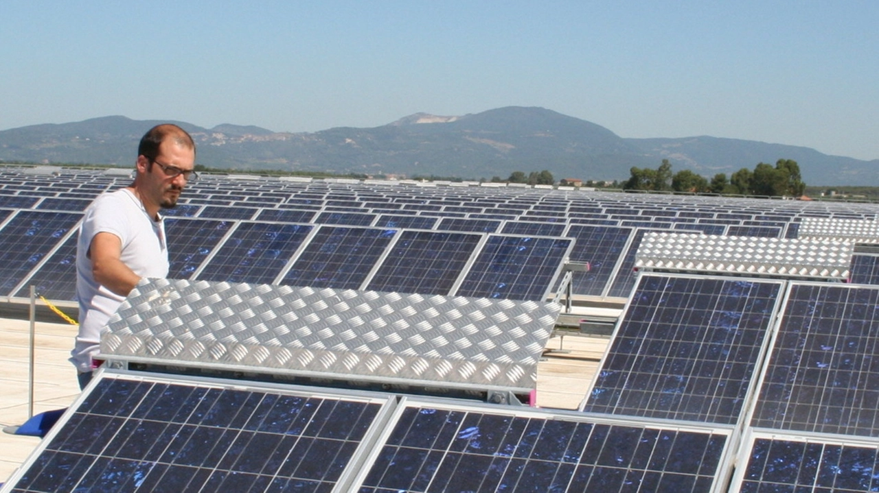 Un impianto fotovoltaico, il settore energia è uno di quelli in sofferenza