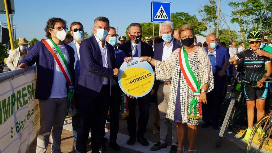 Calzavara: "Una straordinaria opportunità per la costa veneta" che apre al turismo internazionale.Entro il 2022 il tratto completo (20 km) fino a Punta Sabbioni. Sarà la ciclabile a sbalzo più lunga d’Europa