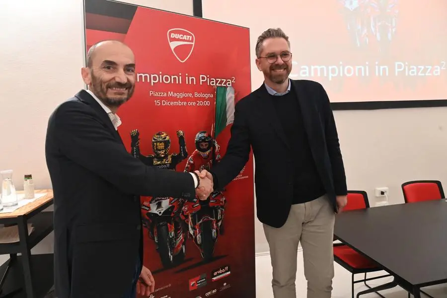 Ducati, la festa a Bologna in piazza Maggiore per i due titoli mondiali. Il programma