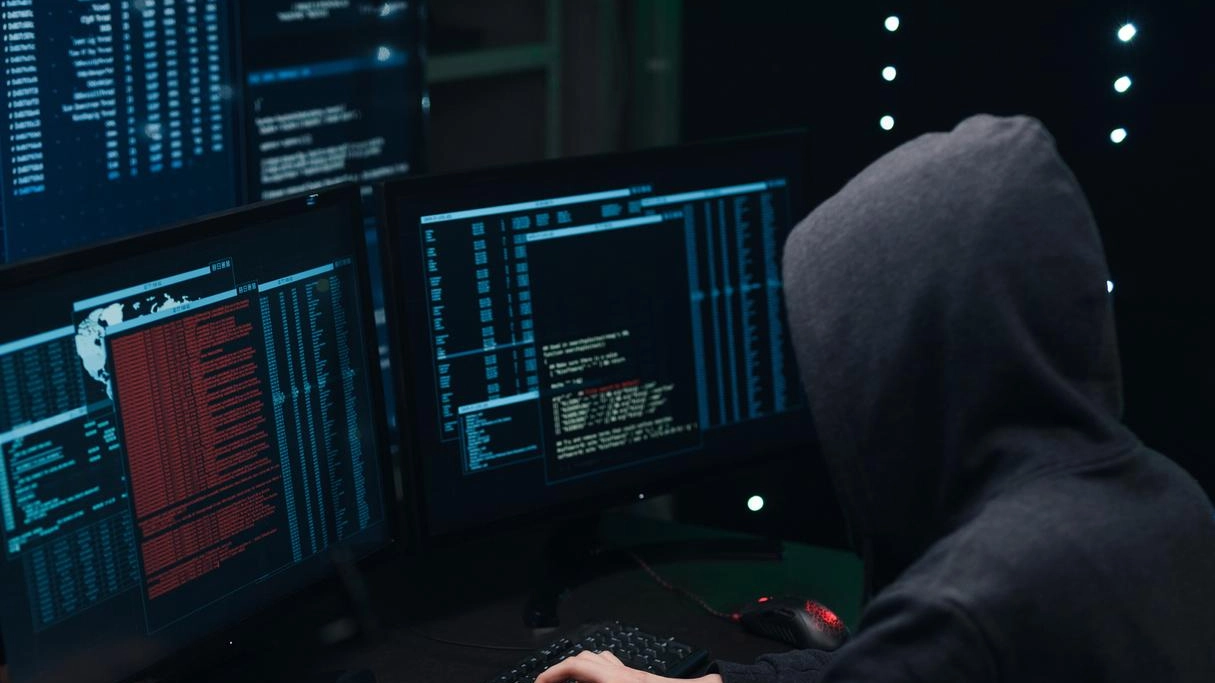 Attacco hacker all’Ausl . I pirati hanno agito dall’estero, inquirenti sulle tracce dei ladri