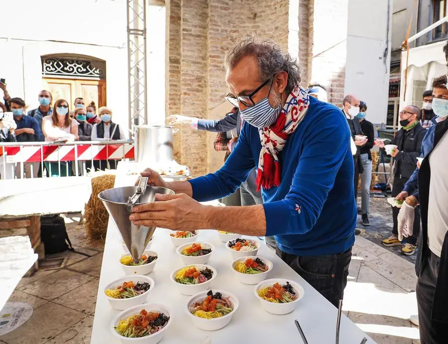 Al Mèni 2022, torna a Rimini il circo dei sapori di Bottura