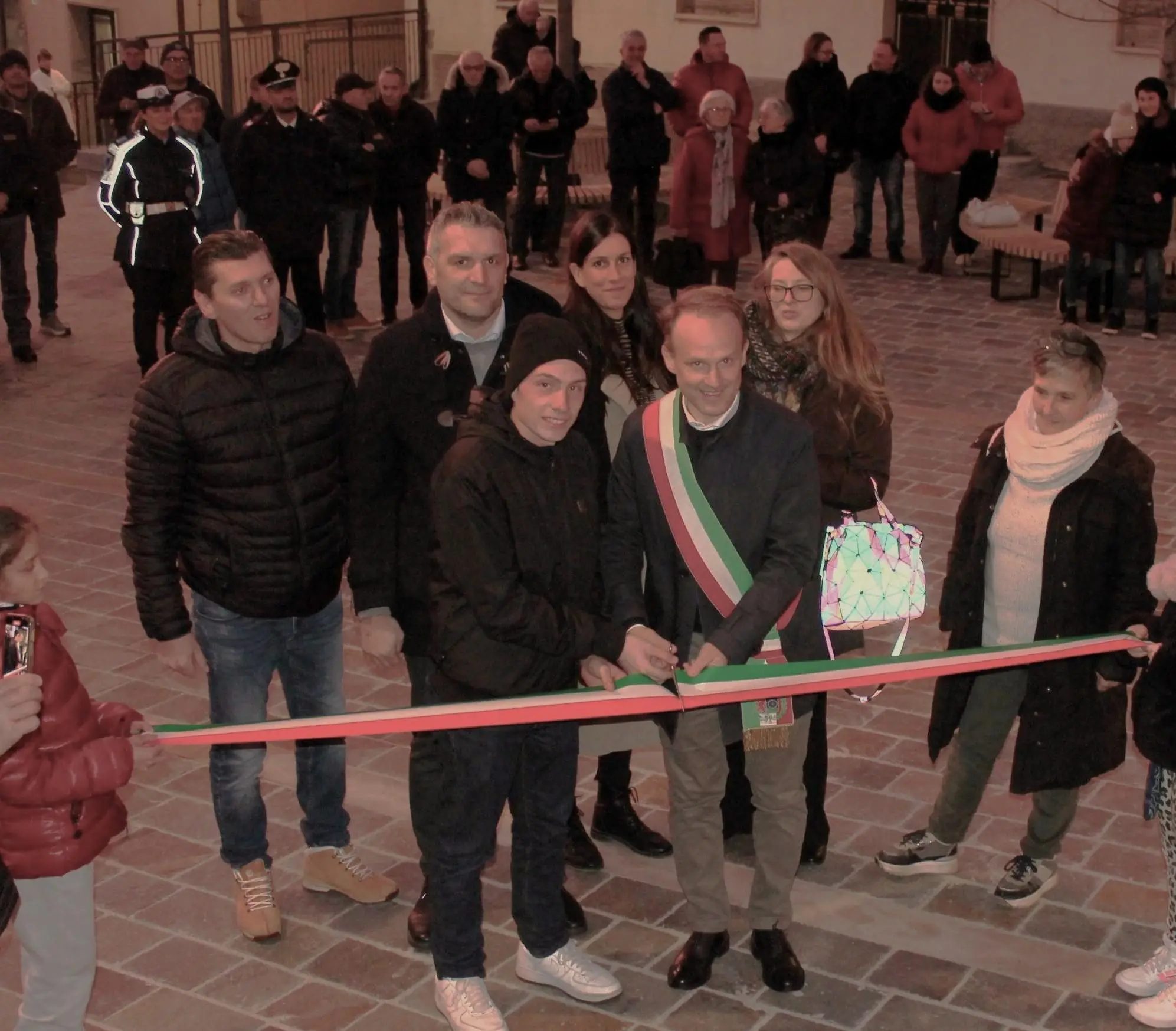 Lavori Per 250mila Euro. Inaugurata La Nuova Piazza