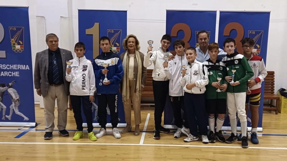 Trofeo in punta di fioretto. Piccoli campioni crescono