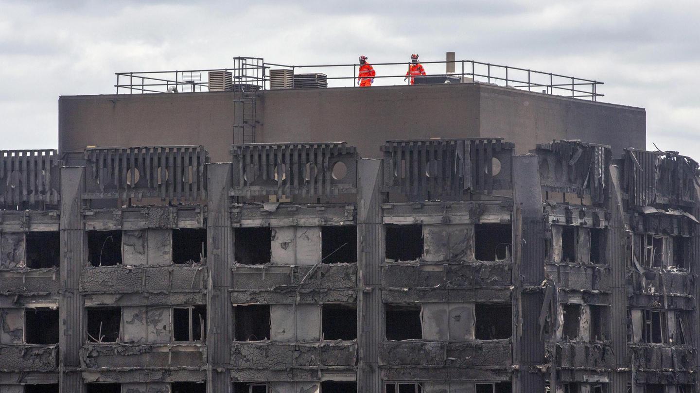 Morto Nellincendio A Londra Ma Il Decesso Per Un Malore