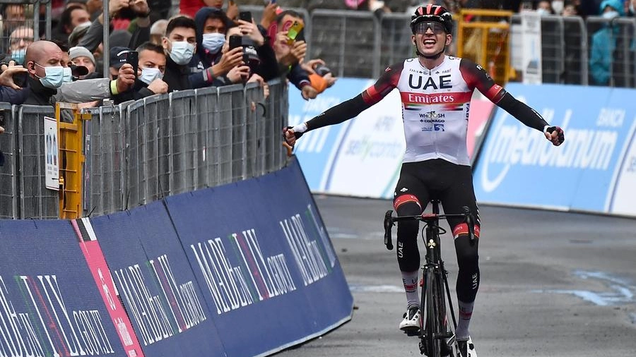 Quarta tappa: secondo posto per Alessandro De Marchi (che conquista la maglia rosa) e terza posizione per Filippo Fiorelli