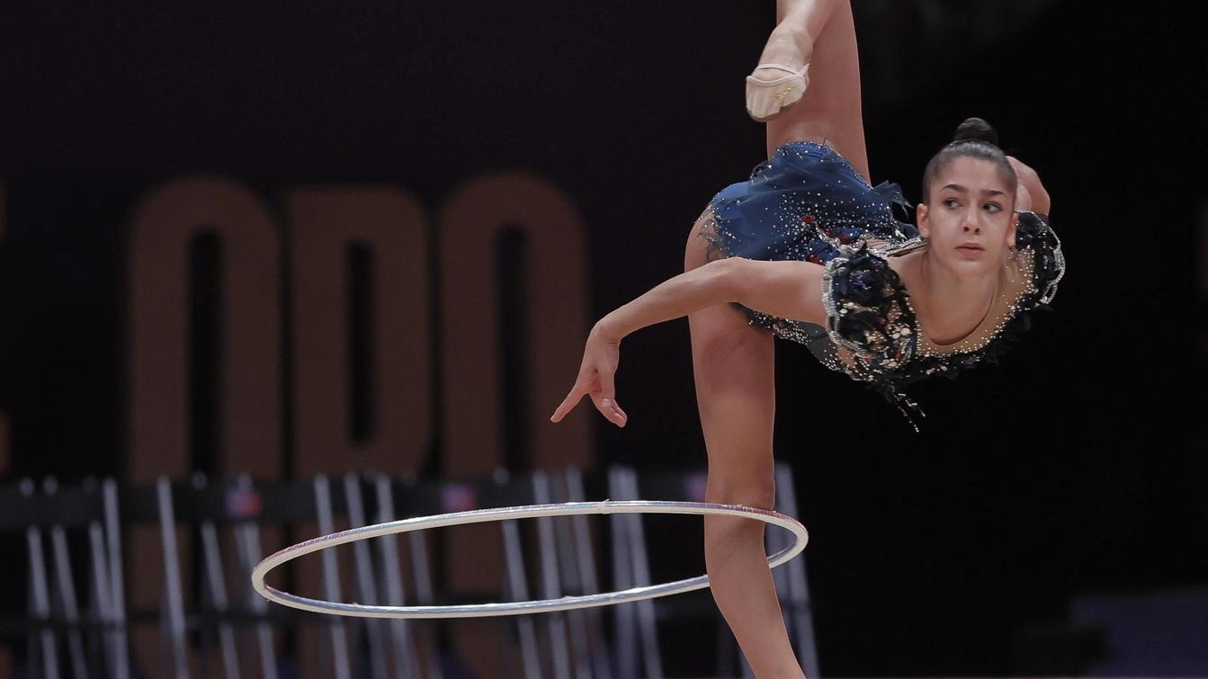 Ritmica, che acrobazie mondiali  Sofia Raffaeli conquista l’argento