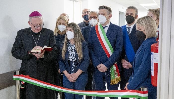 Rovigo Inaugurato Il Nuovo Reparto Di Oncologia E Day Hospital