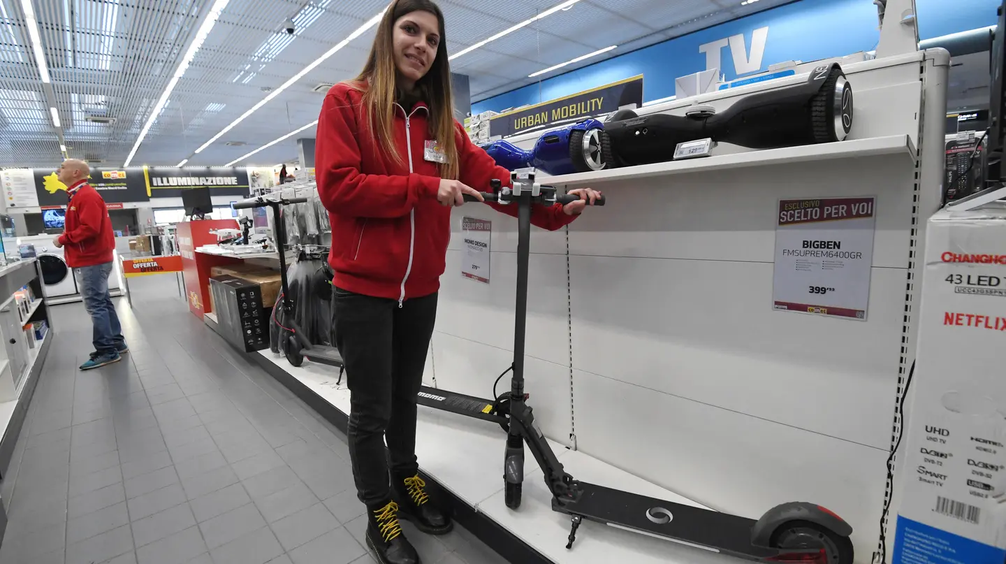 Monopattini elettrici Bologna, stesse regole delle biciclette