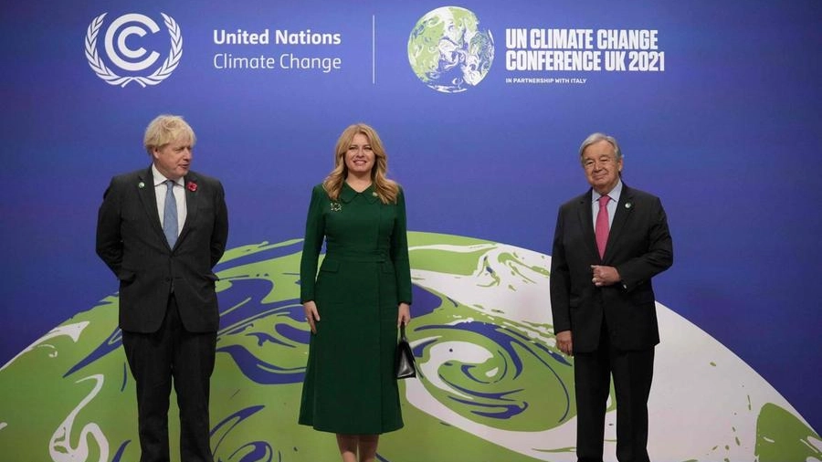 Cop26 Glasgow: Boris Johnson, Zuzana Caputova e Antonio Guterres (Ansa) 