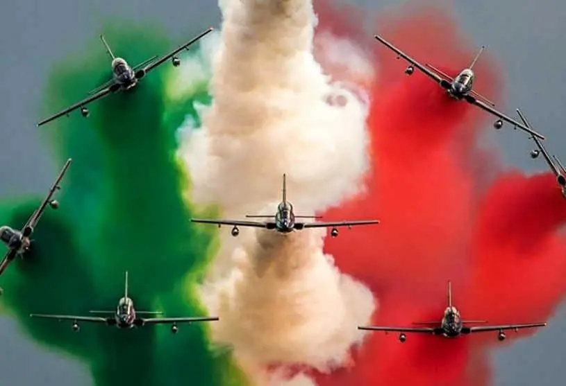 Tornano le Frecce Tricolori Mostra con cimeli e test di volo