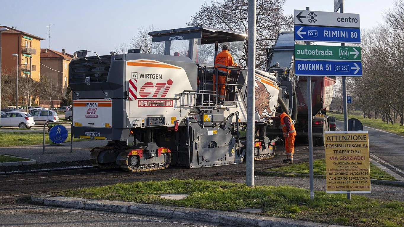 Via Graziadei, asfaltatura al via. La mappa di chiusure e sensi unici