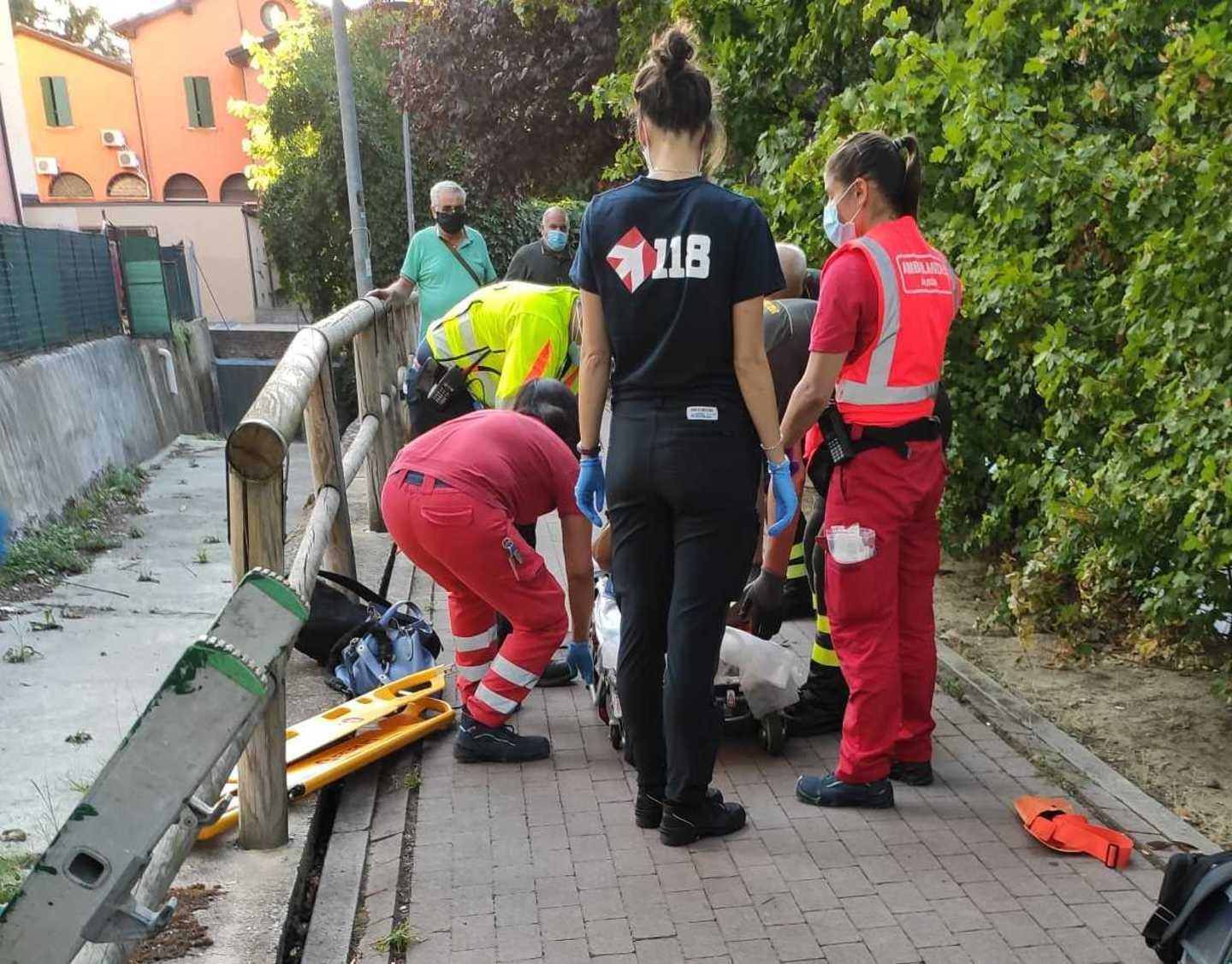 Incidente Bologna, Crolla Il Parapetto Della Ciclabile. Donna Precipita ...