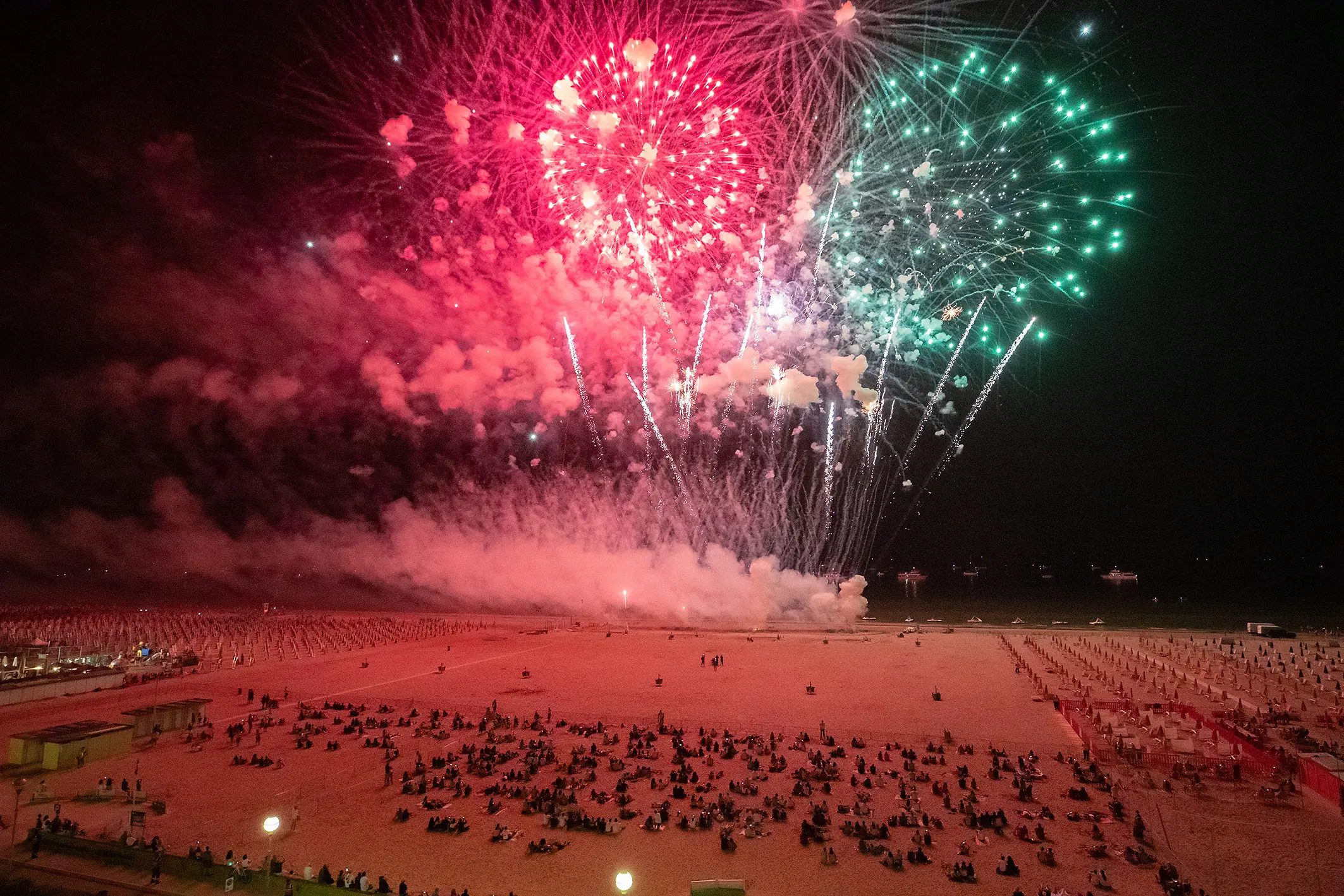 Cervia, per la notte di San Lorenzo tombola in piazza e fuochi d'artificio  sul mare