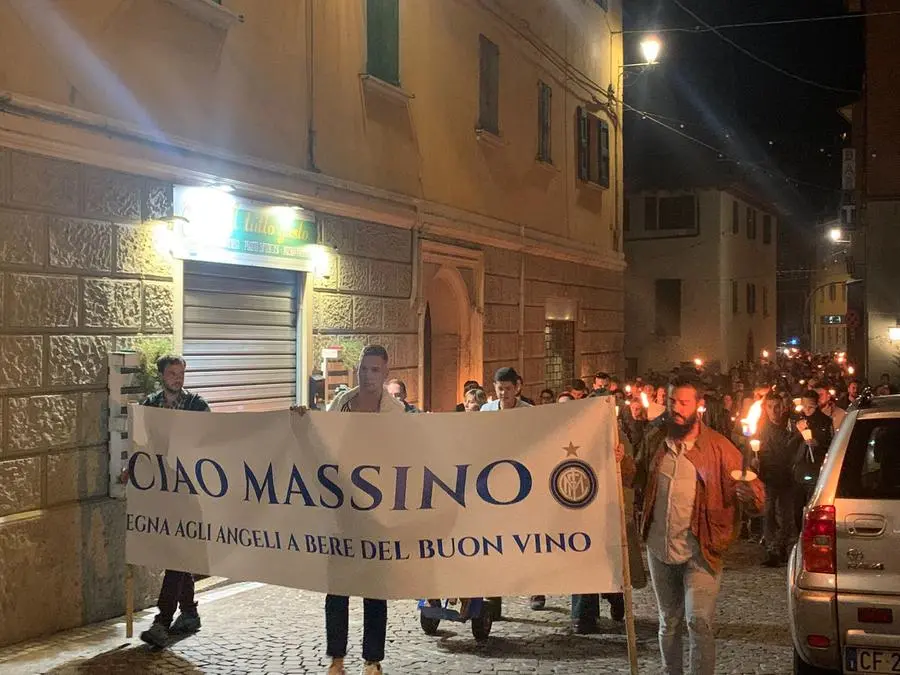 Bologna: a Loiano fiaccole e musica per ricordare Alessandro Massa