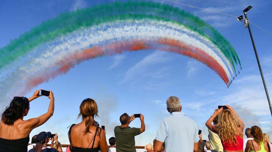 Frecce Tricolori 2023, si torna a volare in Emilia Romagna e Marche: ecco  quando