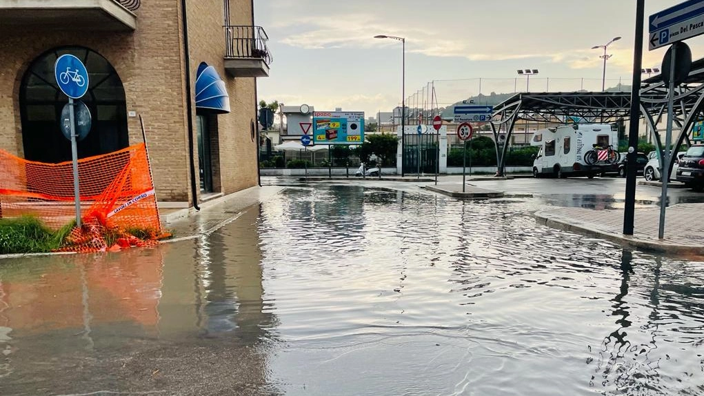 Bomba d'acqua nell'Ascolano