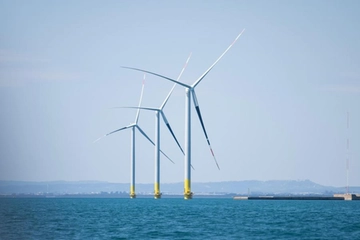 Un parco eolico al largo delle coste del Delta del Po. Contrario Porto Tolle