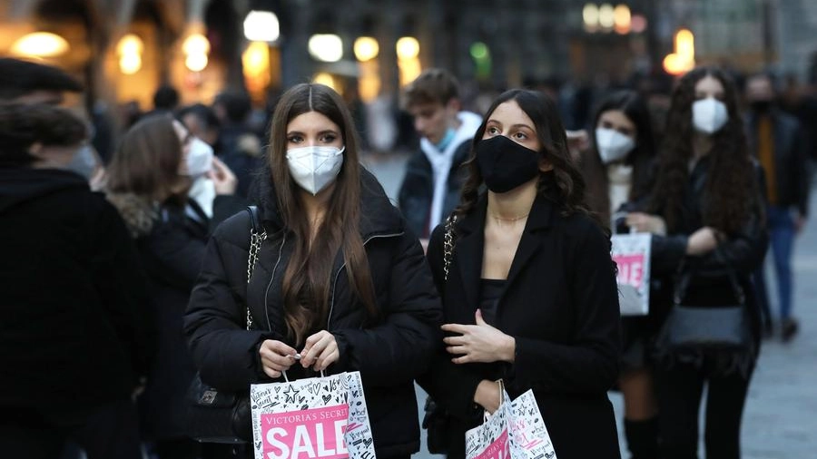 Zone Covid: oggi zona arancione in Emilia Romagna, Marche e Veneto. Domani zona gialla