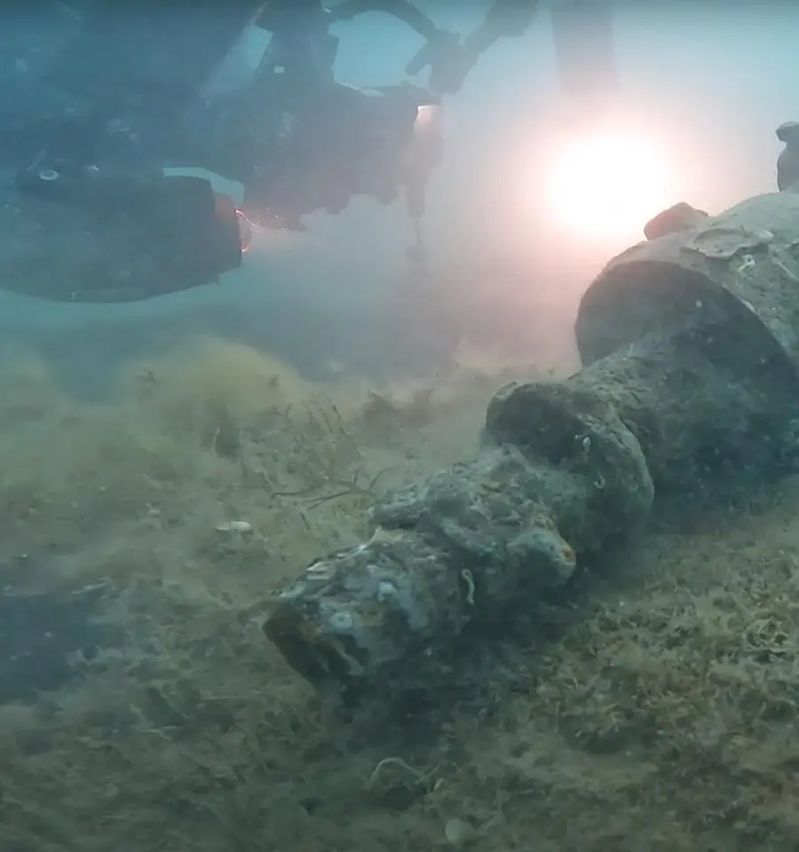 Il sommergibile e l’aereo abbattuto, il mare tra Pesaro e Fano è un museo di guerra