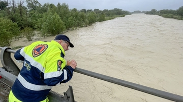 Allerta meteo Marche giovedì 18 maggio: arancione al sud e gialla al nord