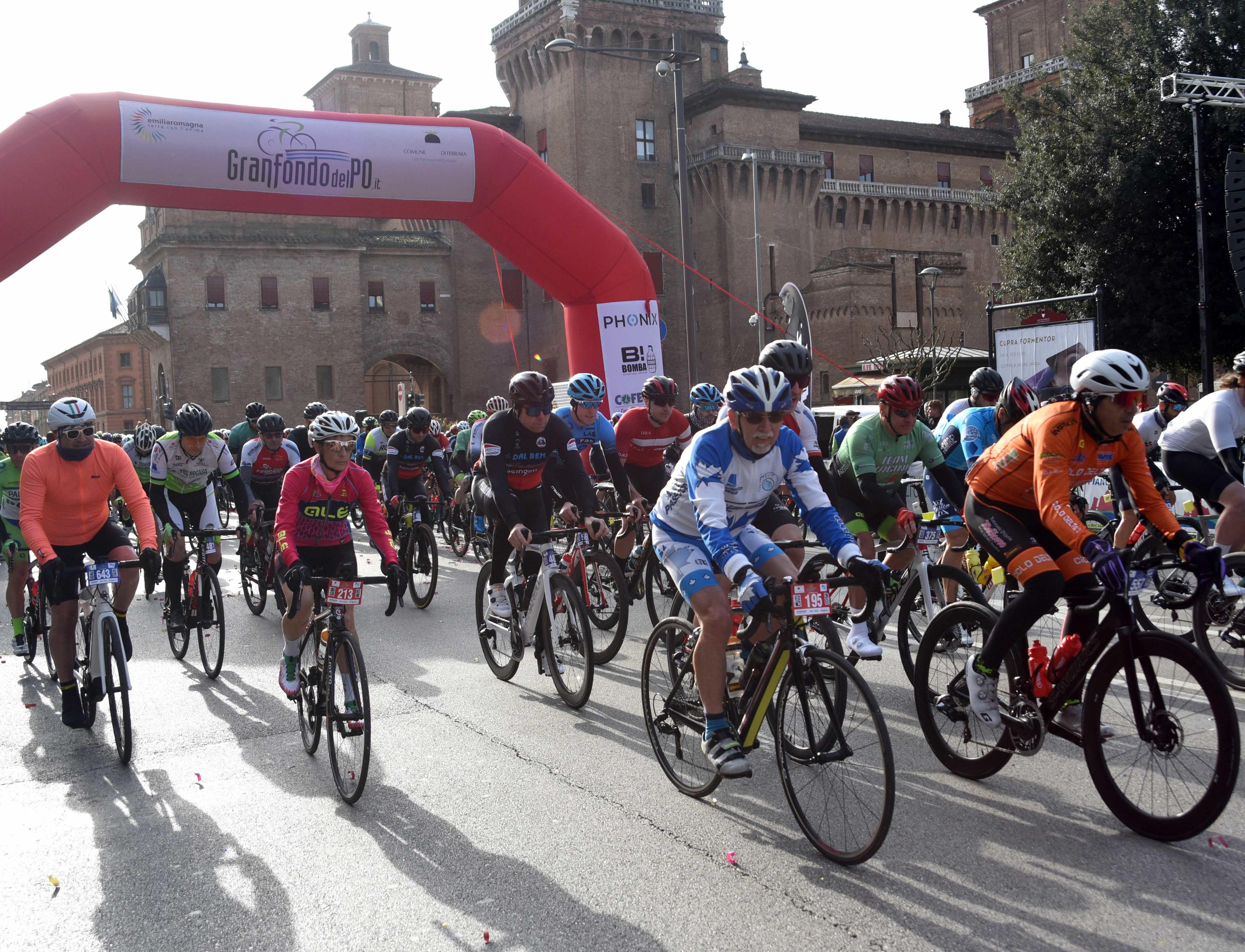 Granfondo del Po, una festa per mille iscritti