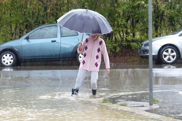 Meteo Veneto, torna il maltempo: scatta l’allerta gialla per i temporali improvvisi e gli allagamenti