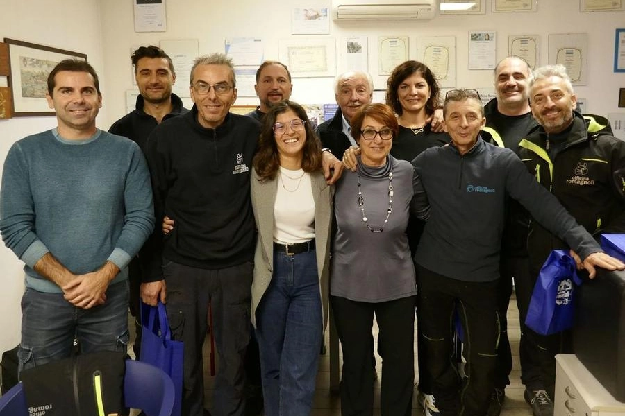 Il gruppo di lavoro dell’officina meccanica Romagnoli (foto Attalmi)