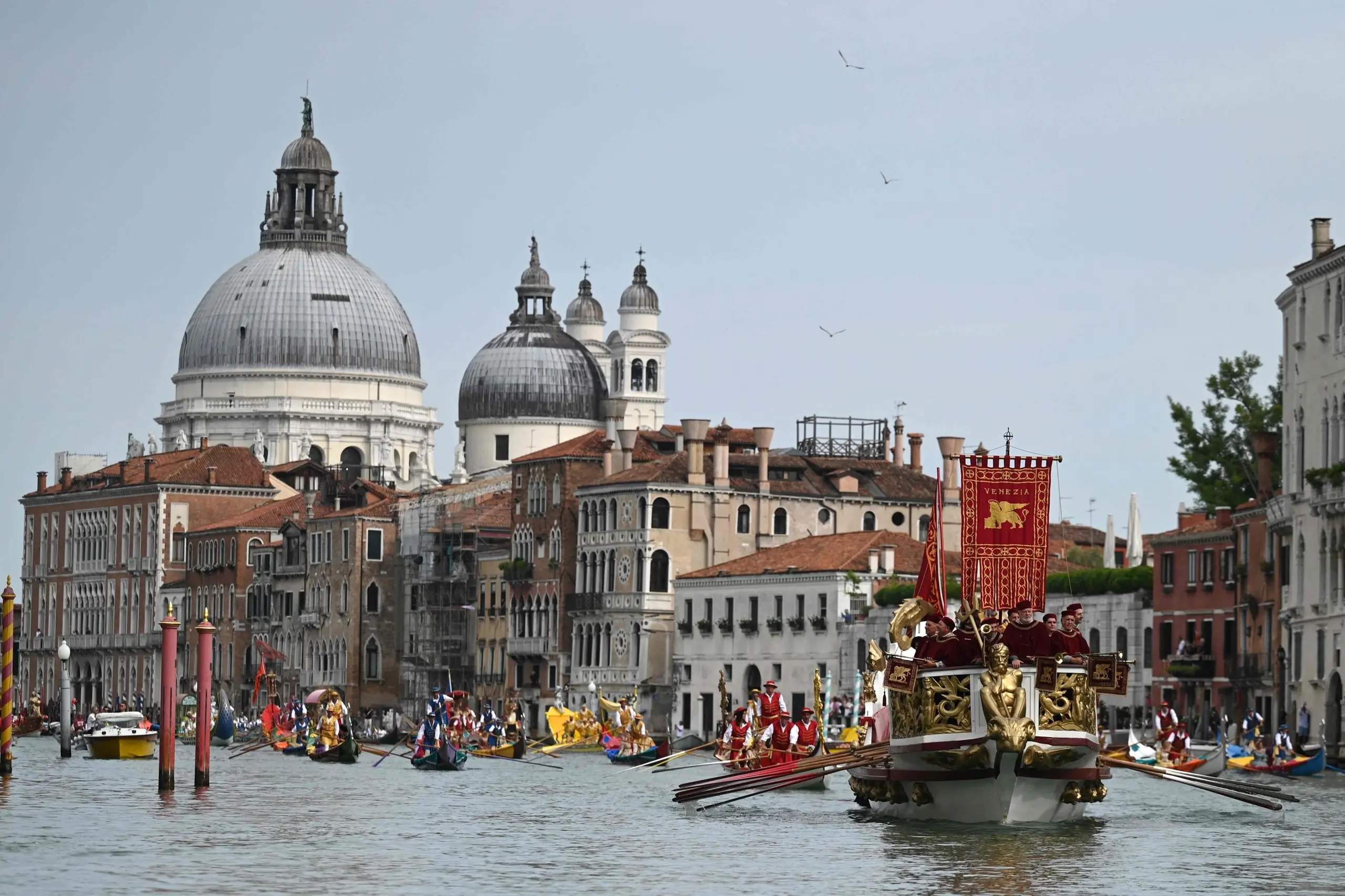 Regata Storica 2023, Vince Il Gondolino Rosa Di Zaniol E Trabuio ...