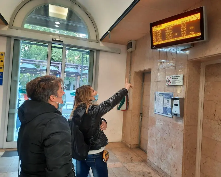 Treni in ritardo o soppressi Giorni di fuoco in stazione