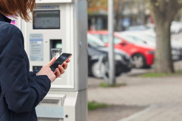 Reggio Emilia, lite nel parcheggio per un video col cellulare