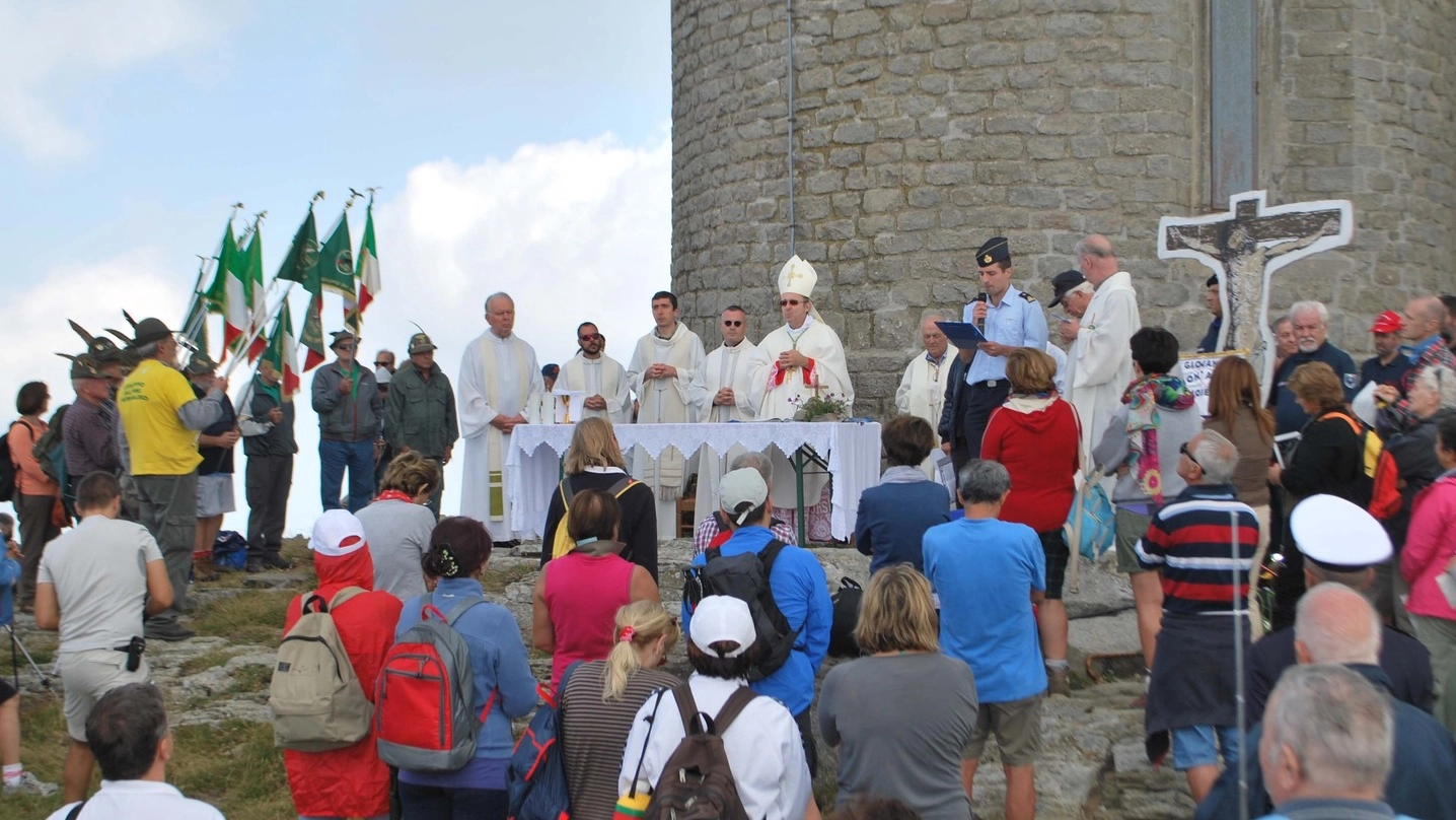 La celebrazione della Madonna delle Neve al Cimone (Foto Vanoni)