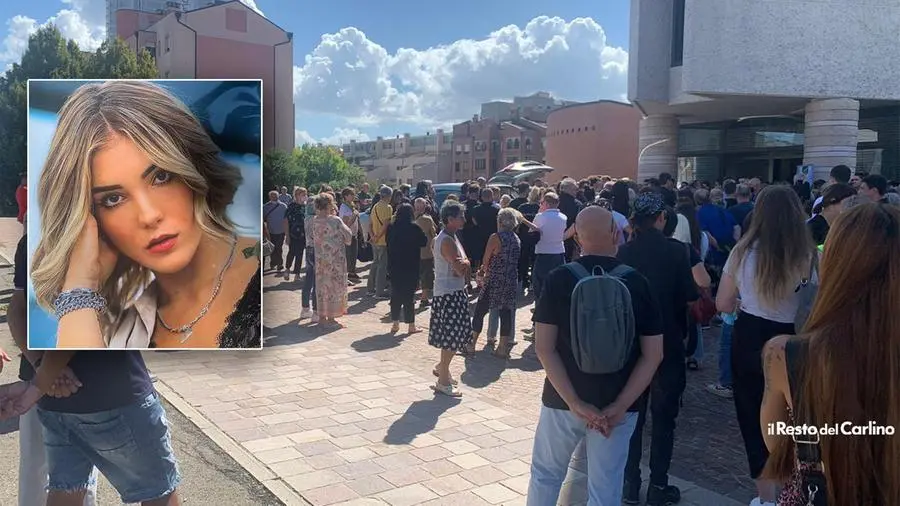 Funerale di Alessia Grimaldi: l'addio sulle note di Cremonini