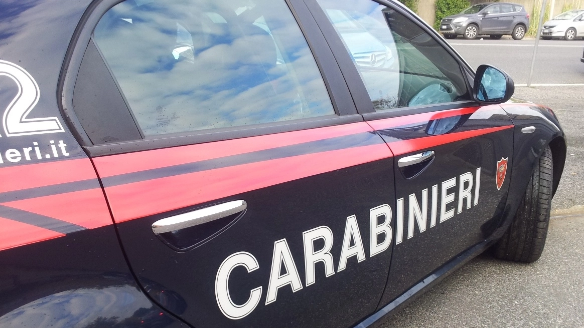 Una macchina dei carabinieri