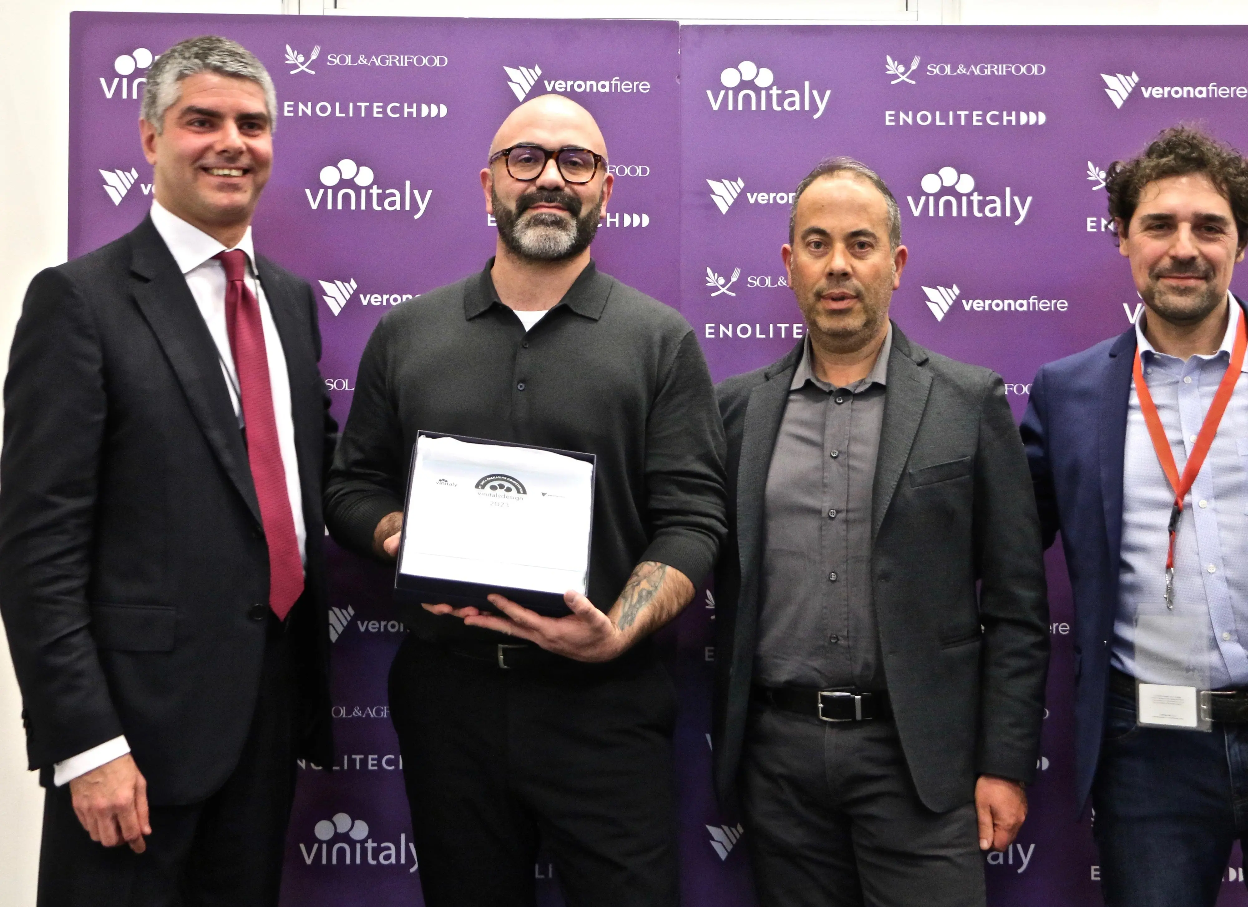 Premio speciale al Vinitaly per Ama Terra