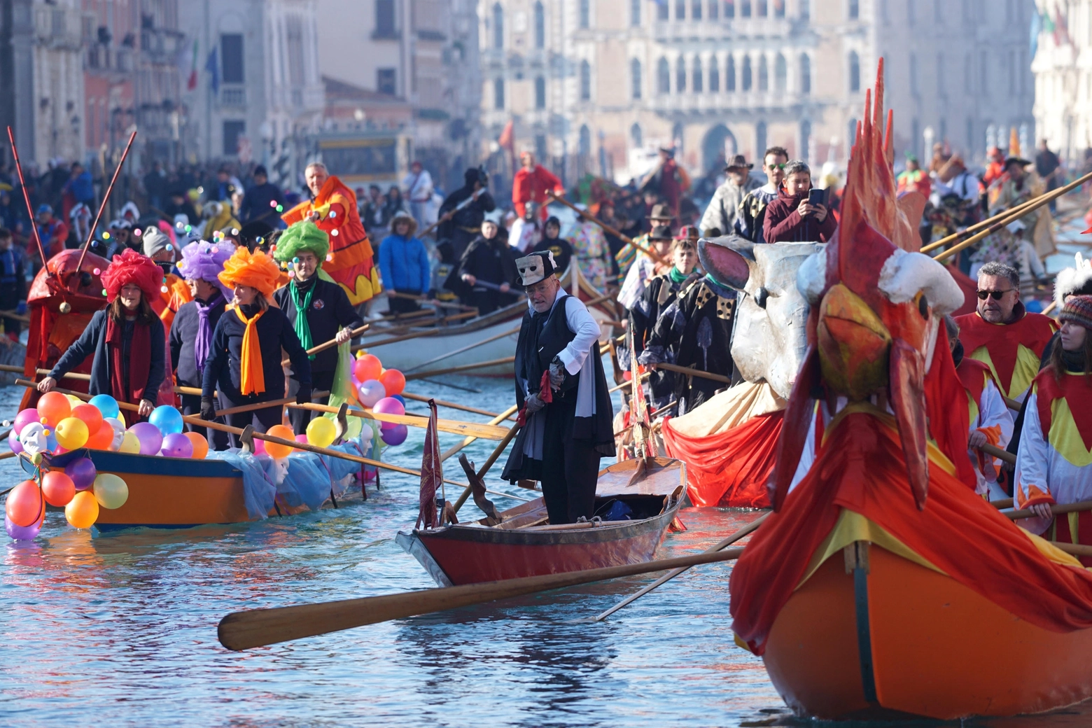 VENEZIA, REGATA DELLA PANTEGANA APRE IL CARNEVALE