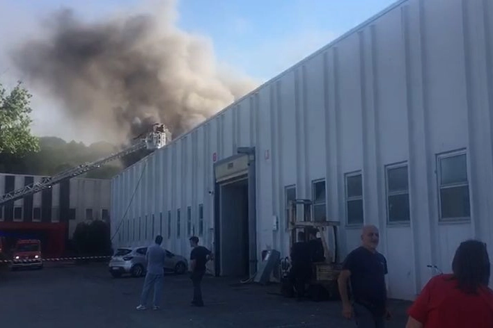 Incendio alla Scavolini a Pesaro