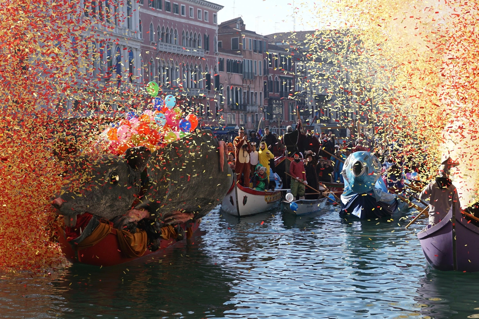 VENEZIA, REGATA DELLA PANTEGANA APRE IL CARNEVALE