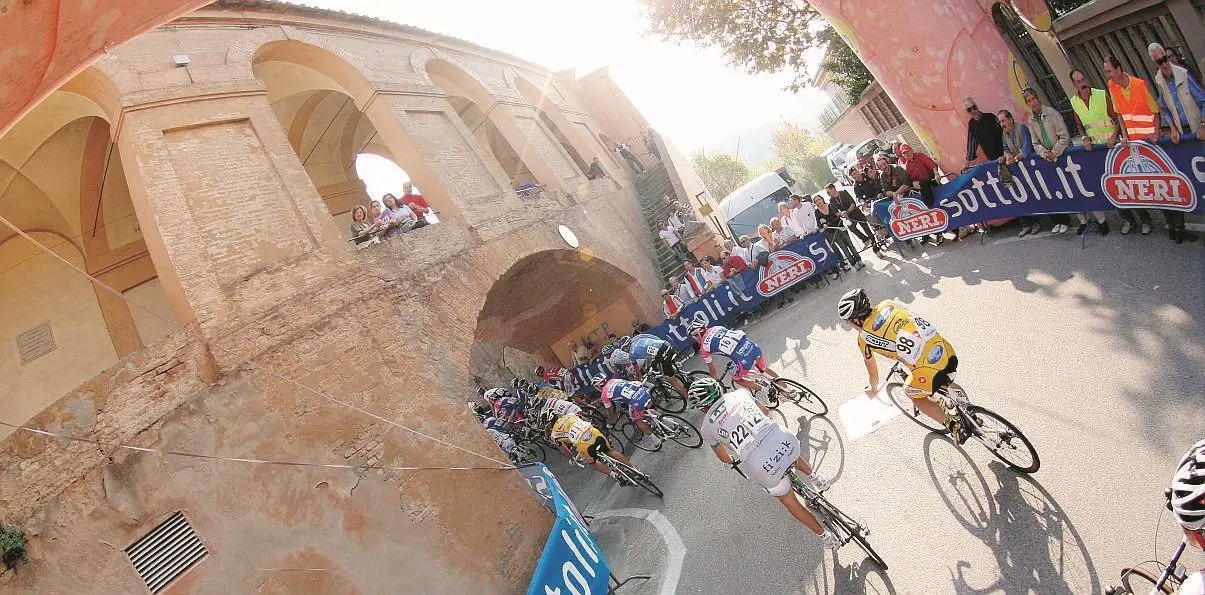 Giro d'Italia in Emilia Romagna tra storia e campioni