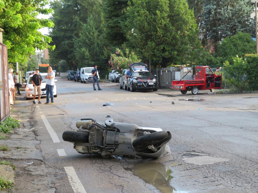 Incidente Faenza, Scooter Contro Apecar. Ferito Grave