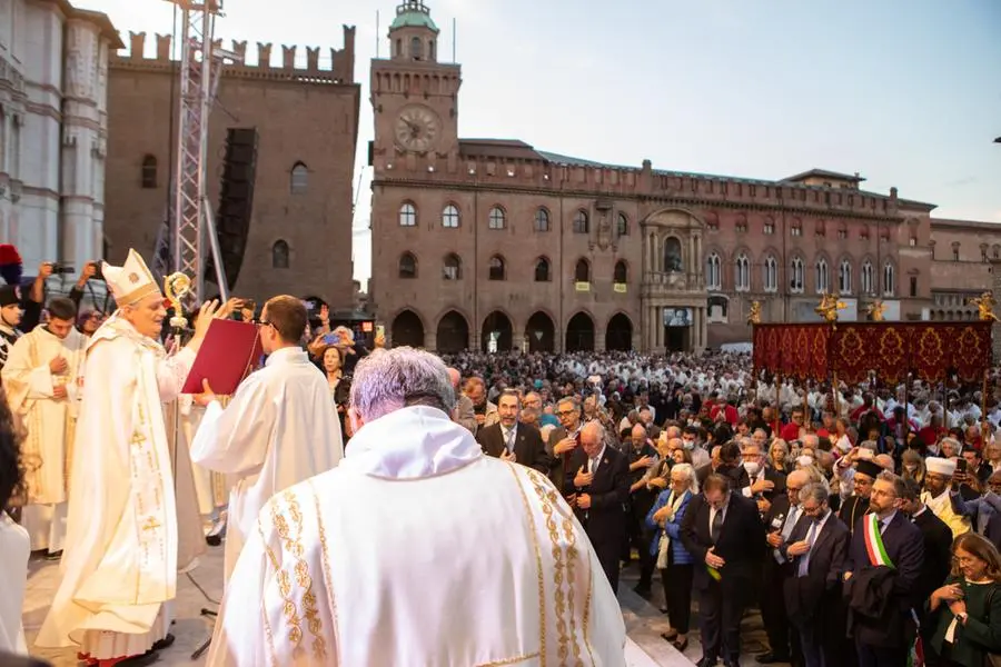 San Petronio 2022, l'omelia di Zuppi a Bologna: "Diventiamo noi patroni dei più fragili"