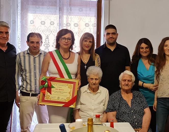 Corridonia ha festeggiato Ada Spreca: 100 anni di simpatia, forza e ...